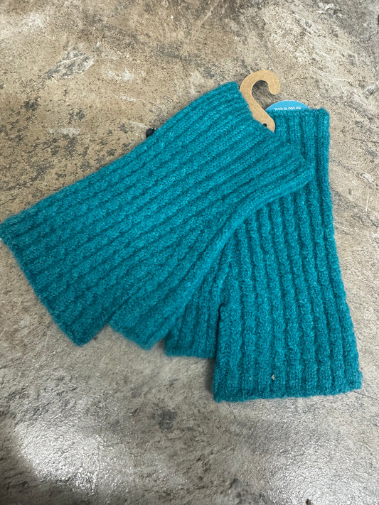 Pom teal yarn knitted fingerless gloves