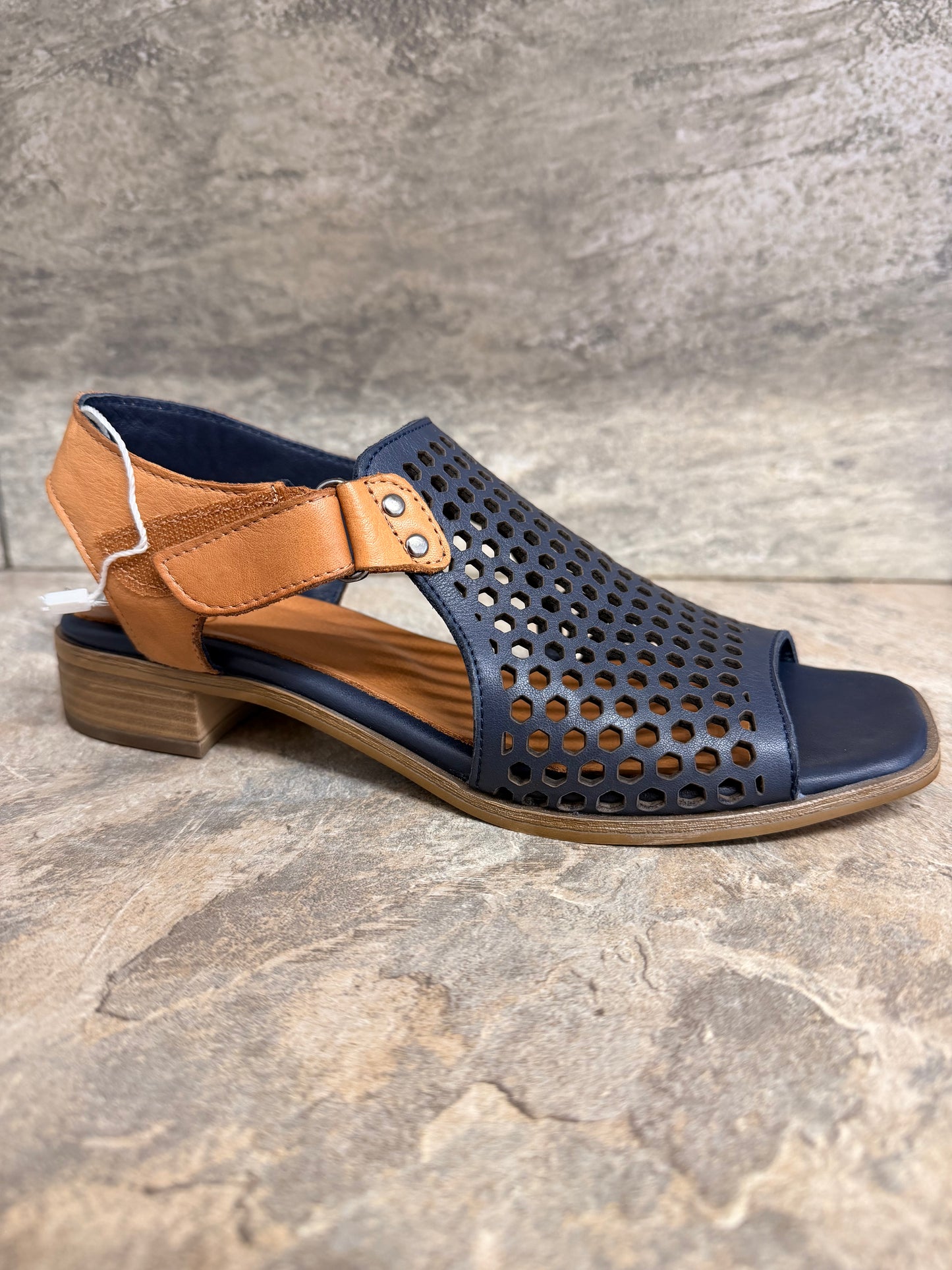 Modella Beatrice navy and tan leather honeycomb sandals sizes 4-8 (37-41)