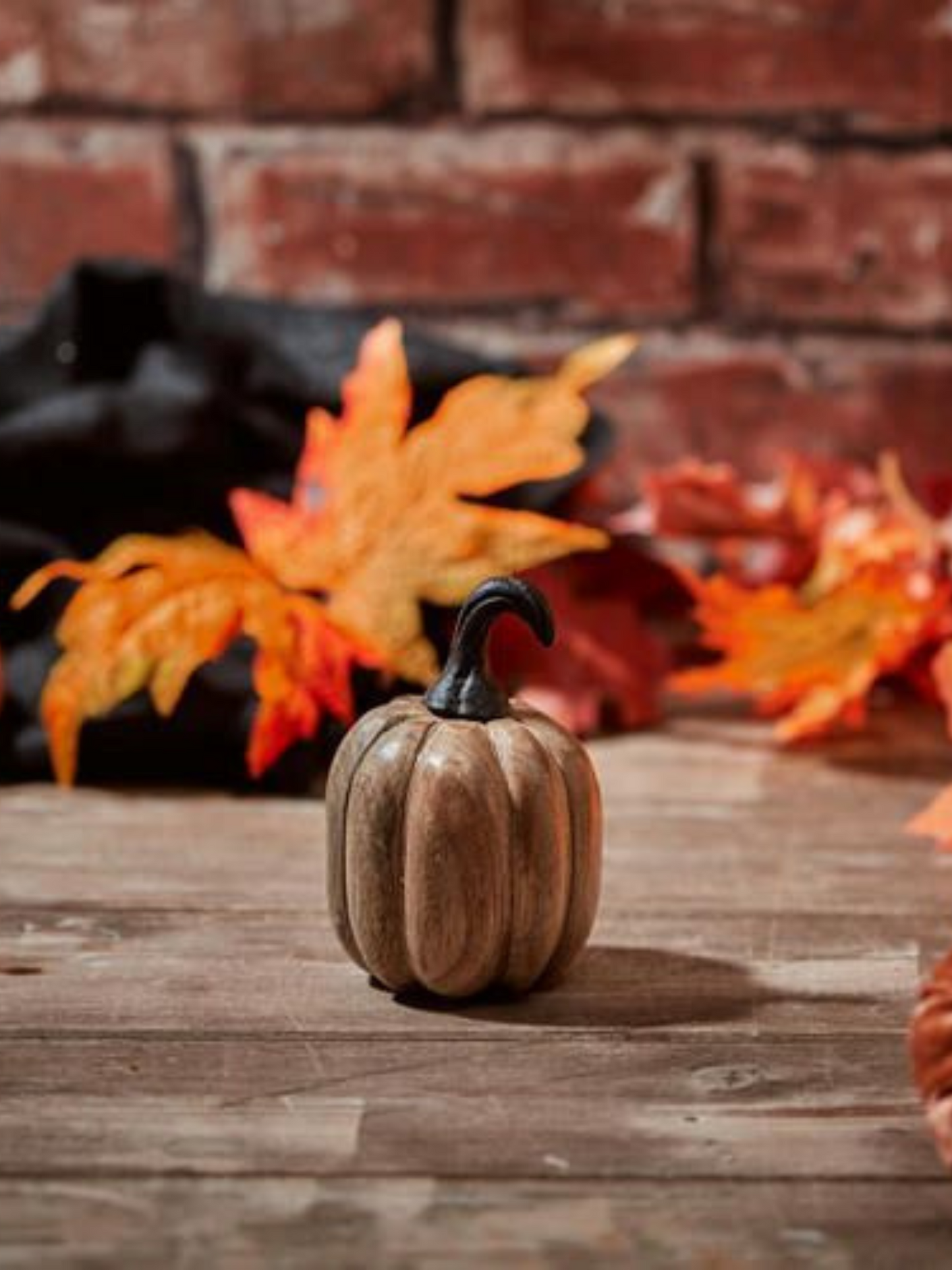 Mango wood small pumpkin ornament