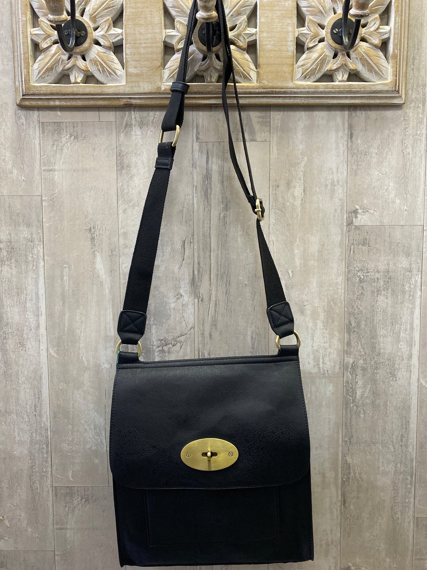 Black messenger bag