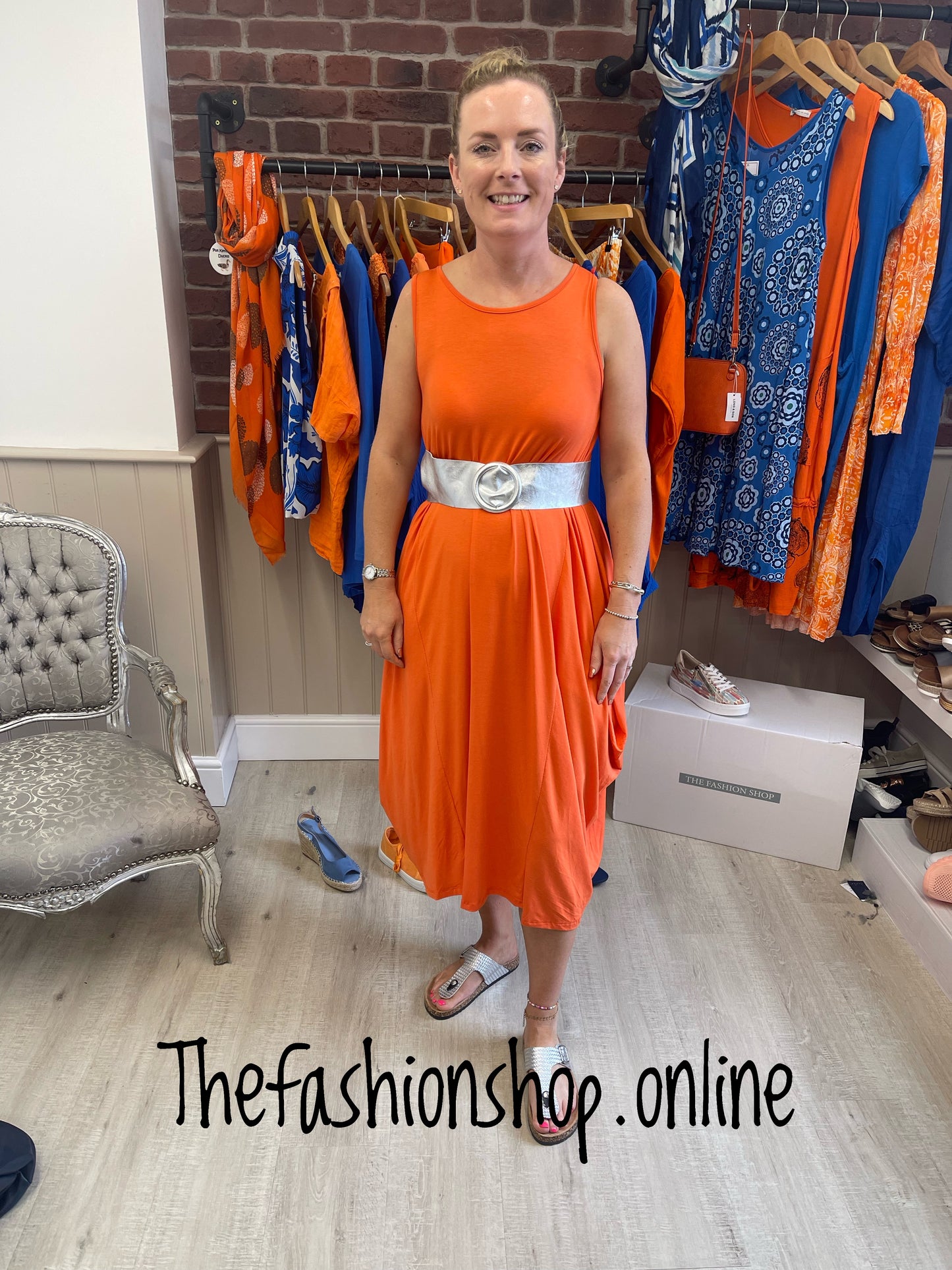 Vest top magic dress in orange 8-18