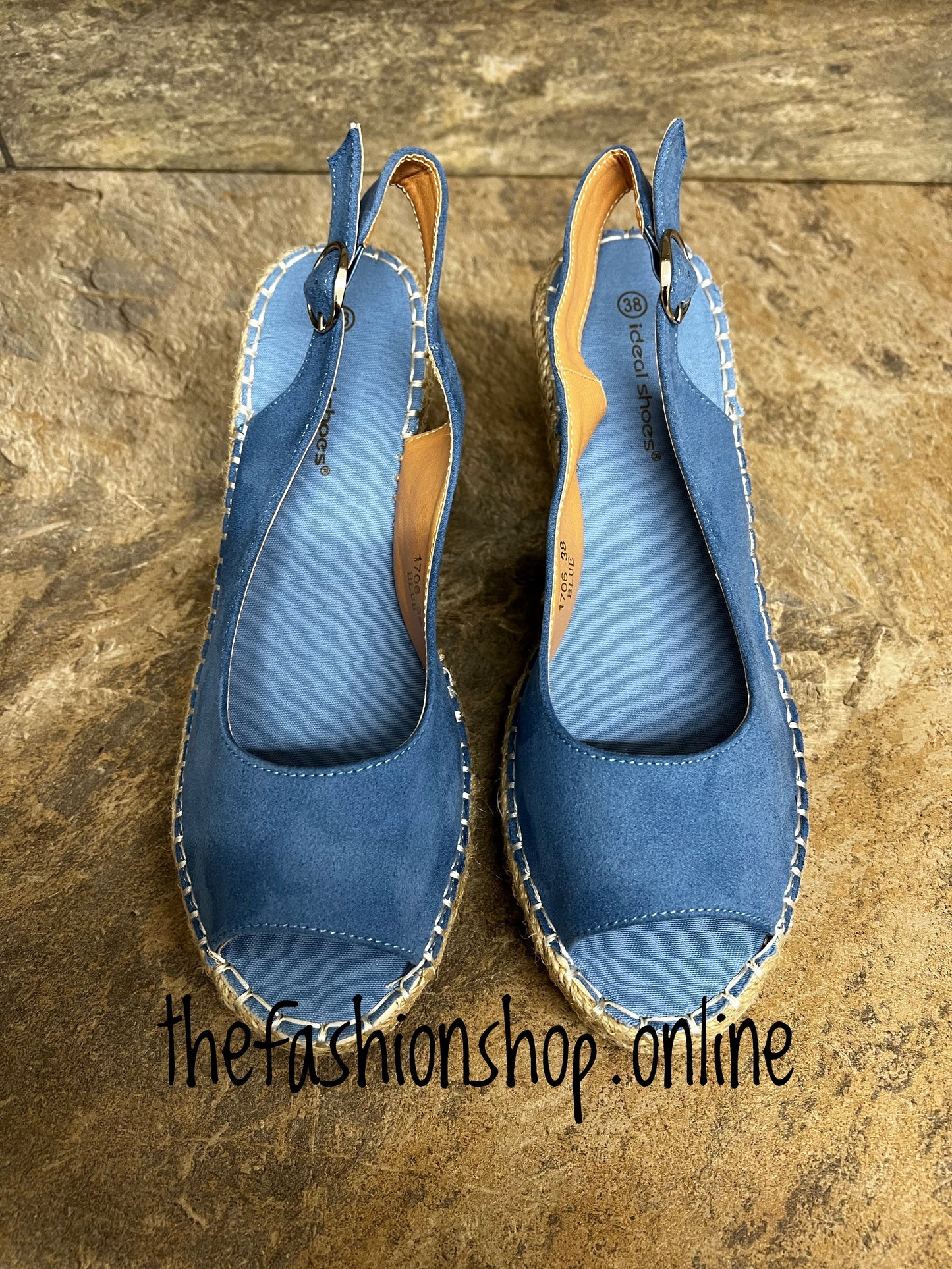 Blue open toe wedges 3-8