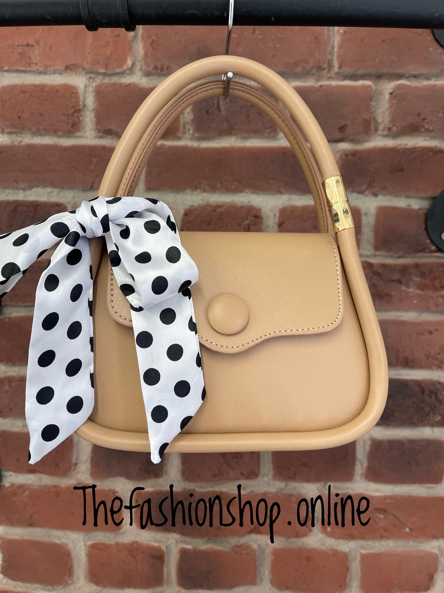 Small dark beige grab bag