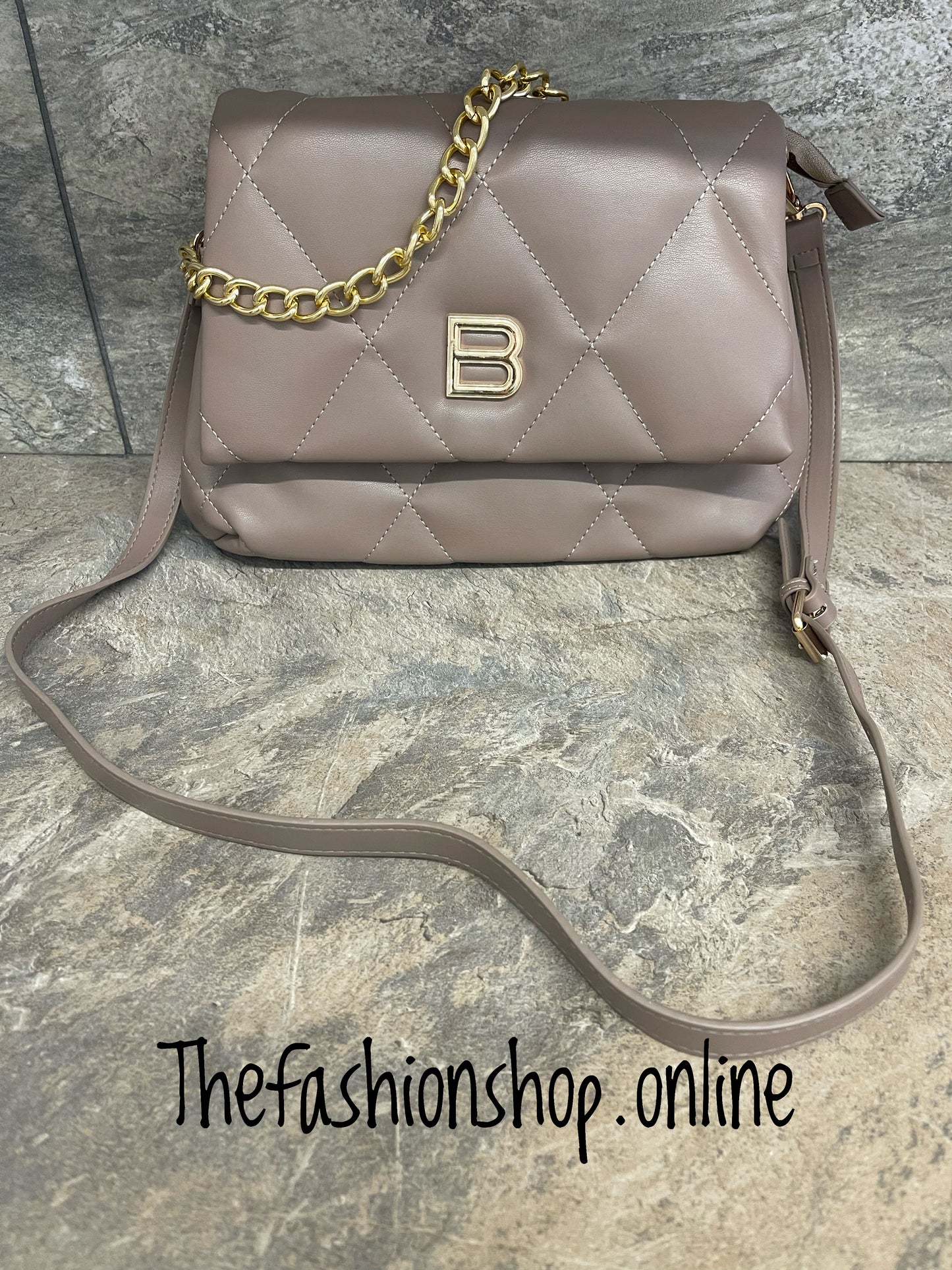 Mocha quilted chain bag