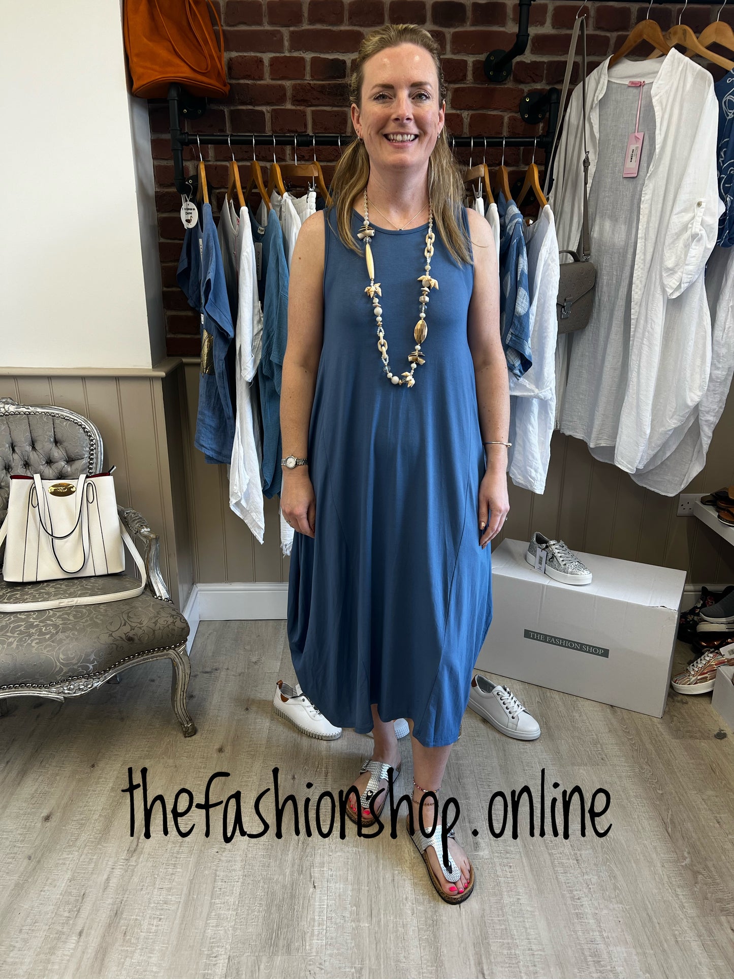 Vest top magic dress in denim 8-18