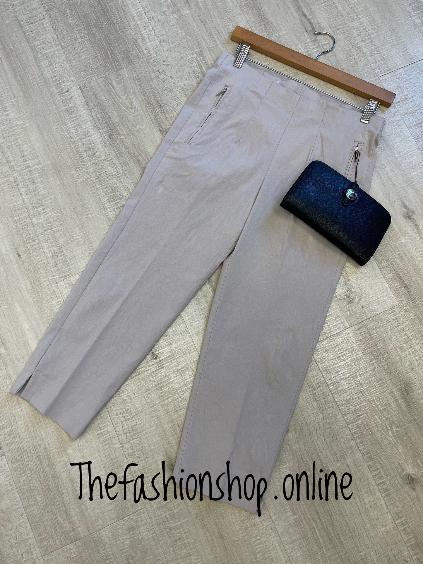 Stone capri trousers sizes 10-22