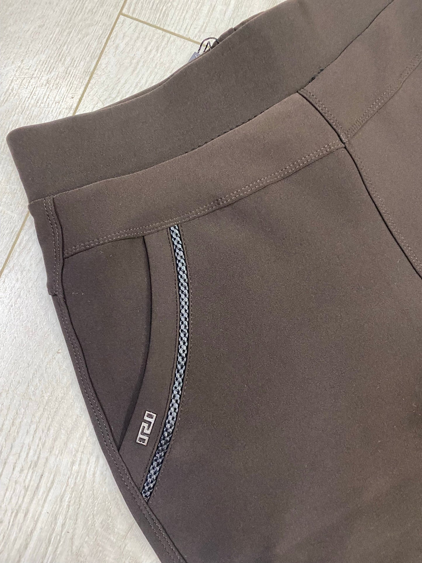 Brown jeggings wonderful fit with pocket detail sizes 8-22