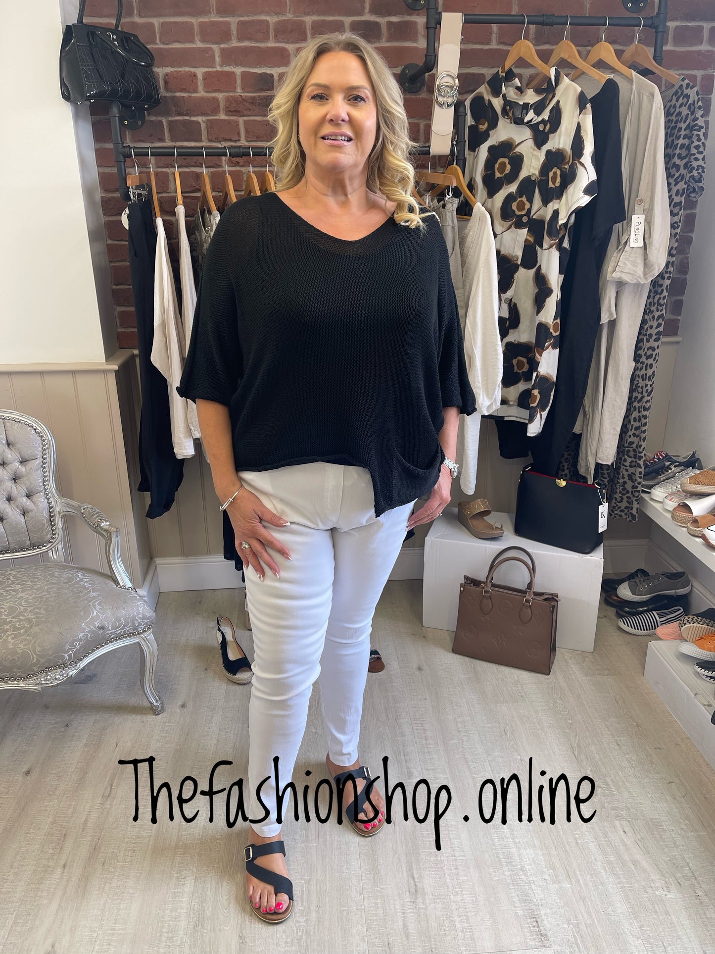 Black fine knit shaped hem jumper 10-16