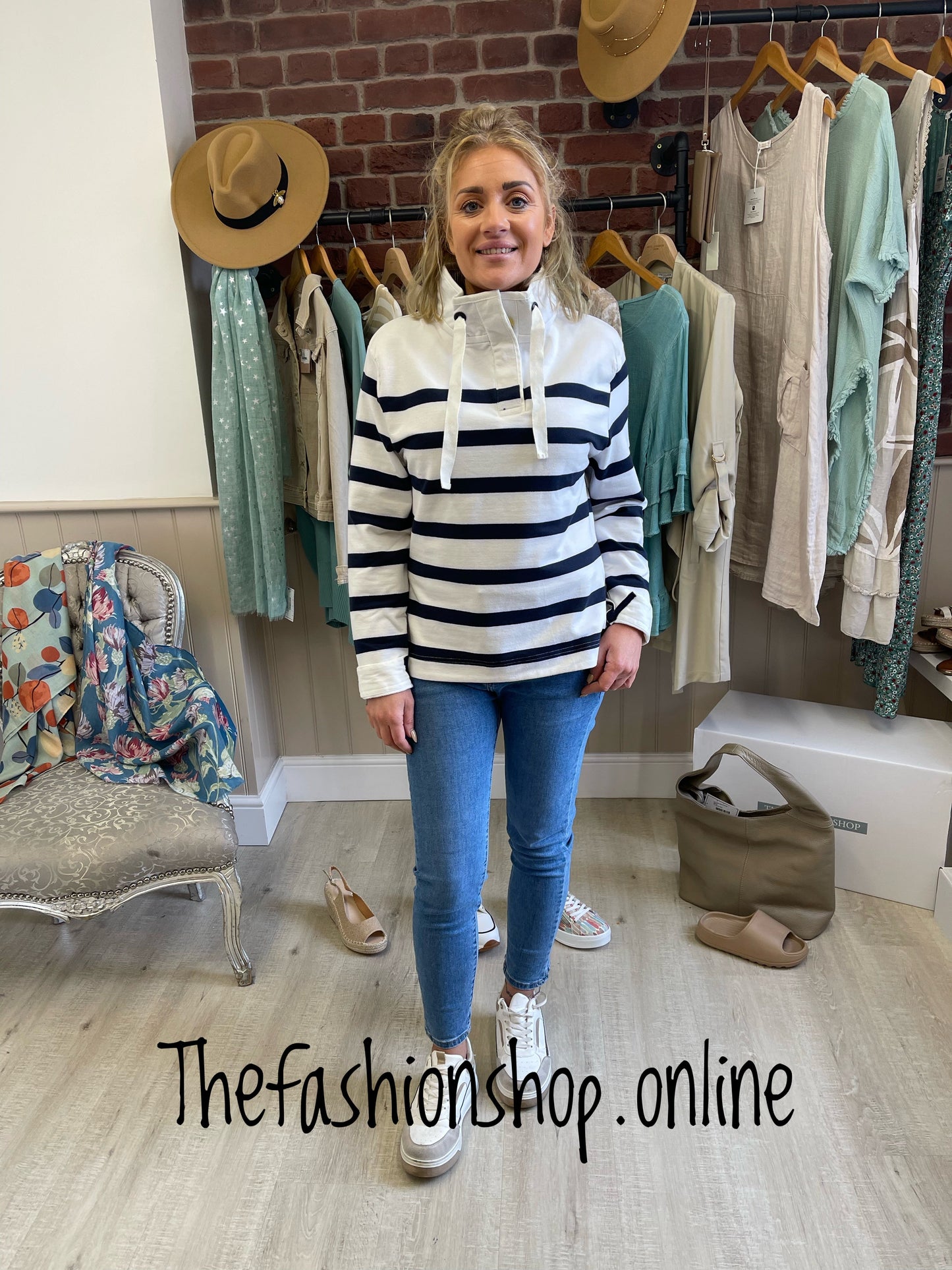 White with navy blue stripe jersey sweater top sizes 10 -18
