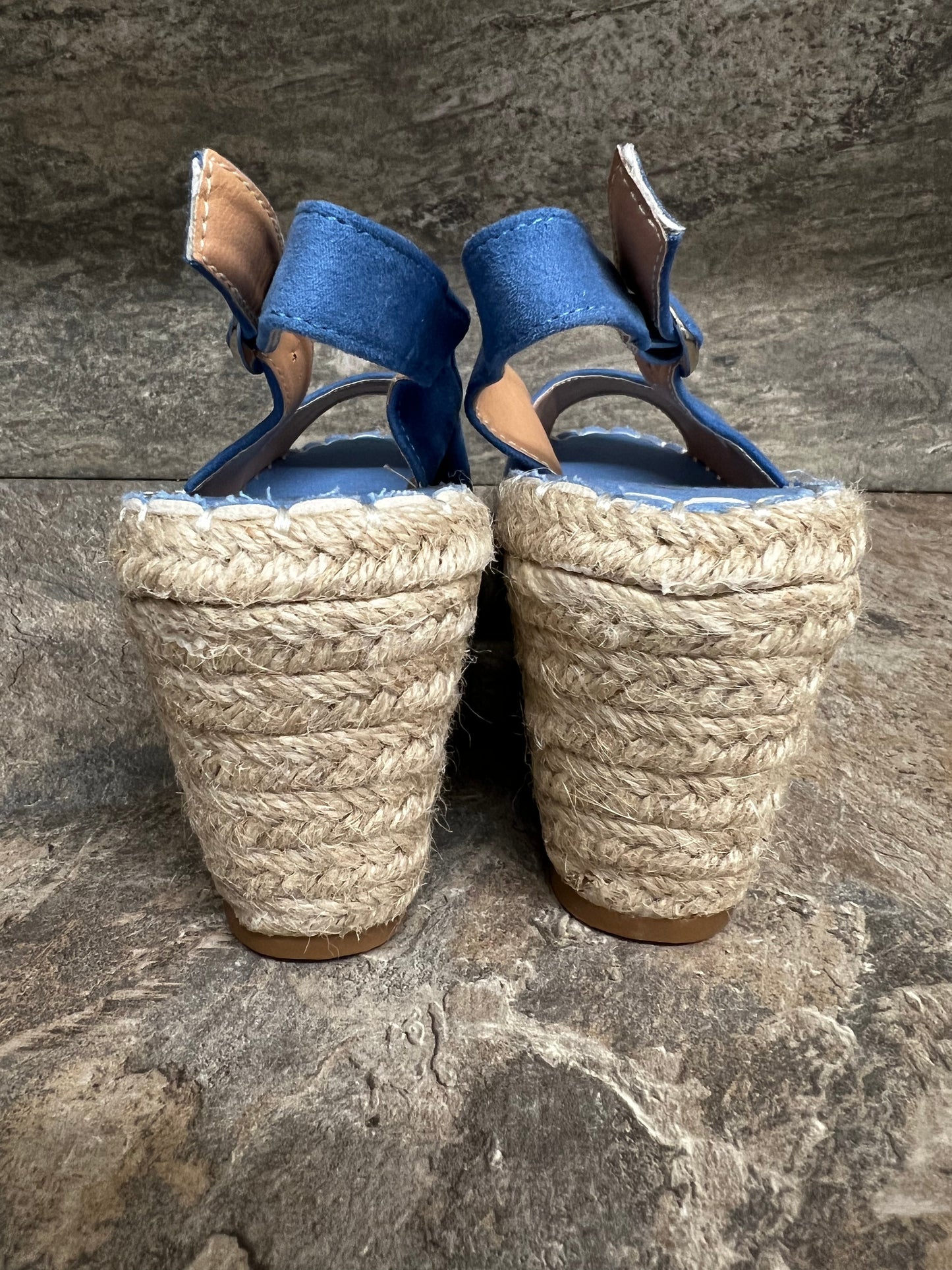 Blue open toe wedges 3-8