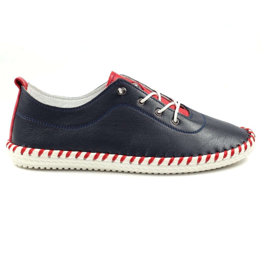 Lunar Sandown navy leather plimsoll 4-8