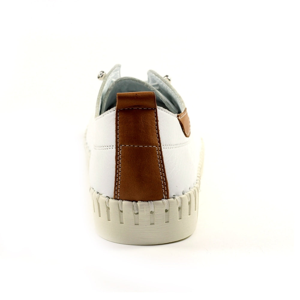 Lunar Flamborough white leather pump sizes 4-8