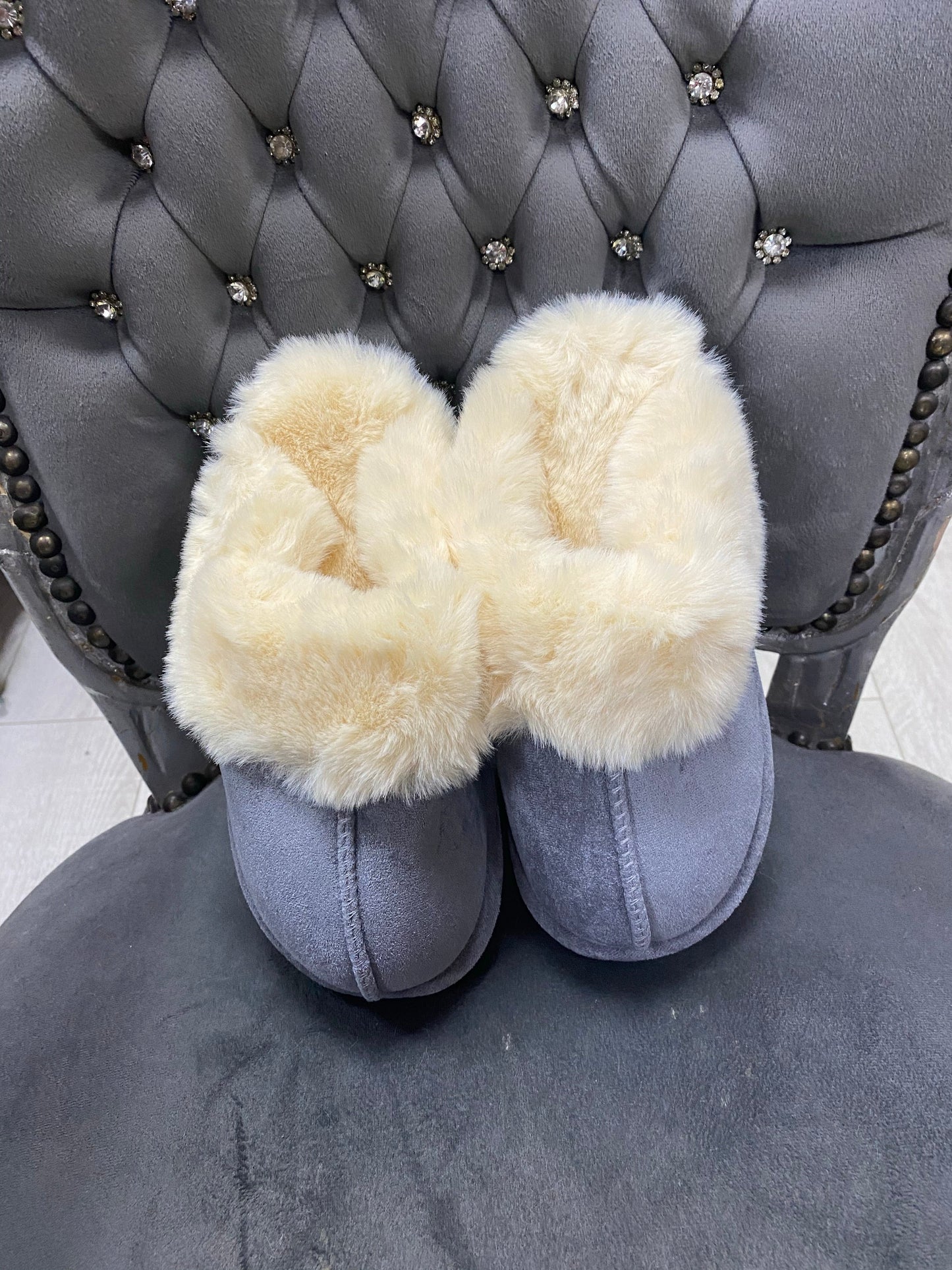 Grey faux suede faux fur slippers 3-8