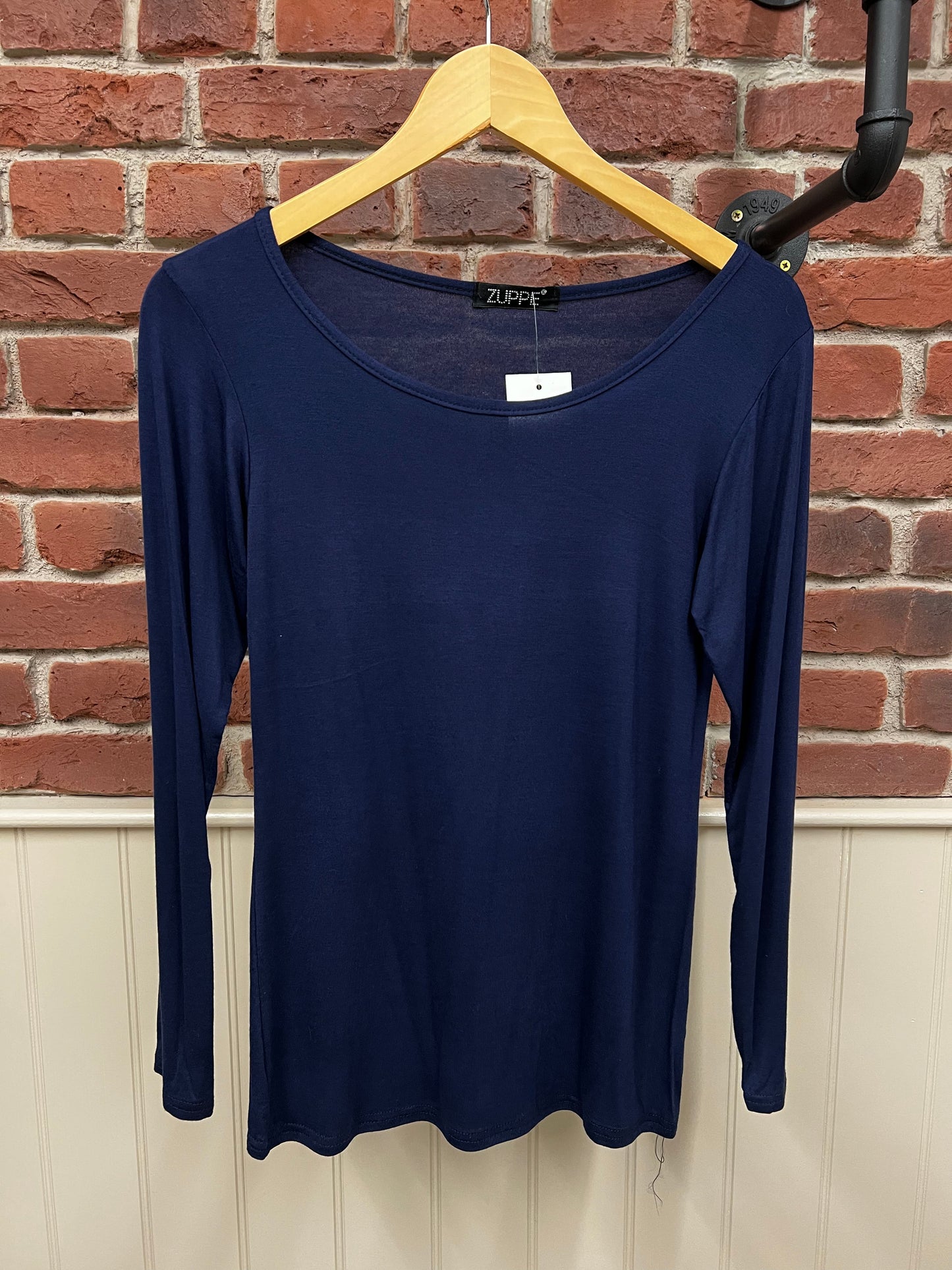 Navy crew neck long sleeve top sizes 10-14