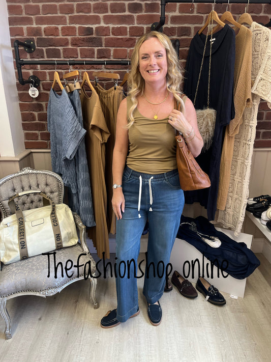 Harriett wide leg jeans size 8, 10, 12 and 14