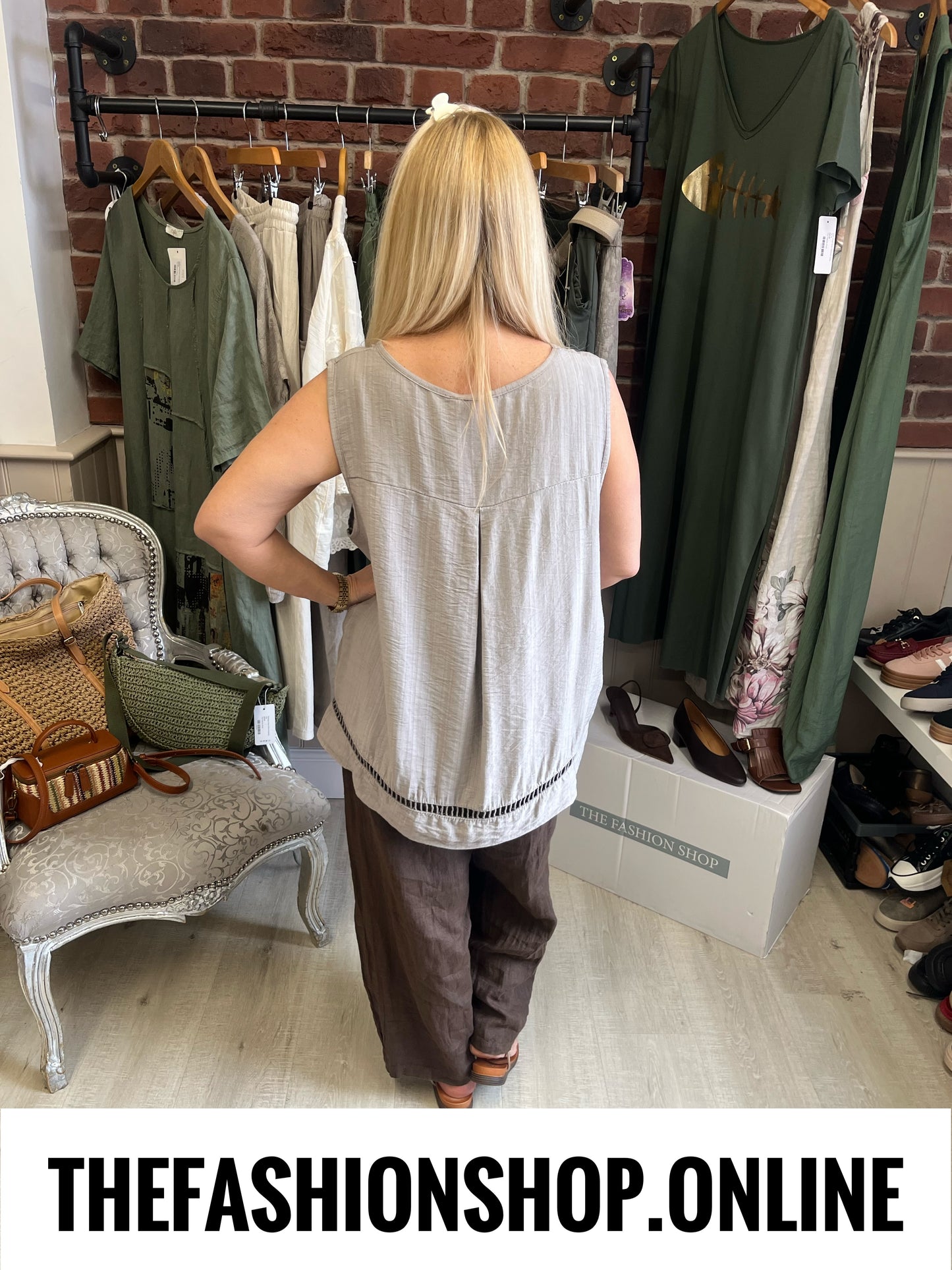 Abbie mocha ladder hem top 10-16