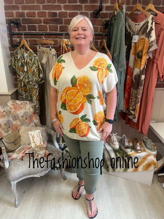 Rhianna bold oranges v neck top 16-22