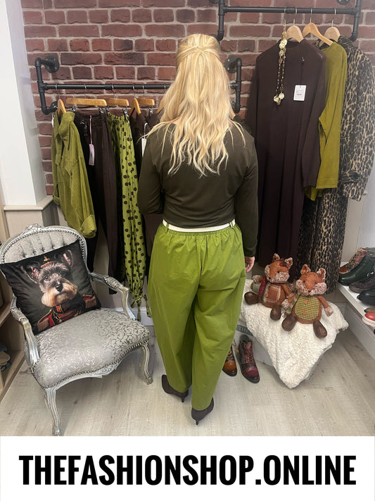 Winnie brown long sleeve layering top 10-16