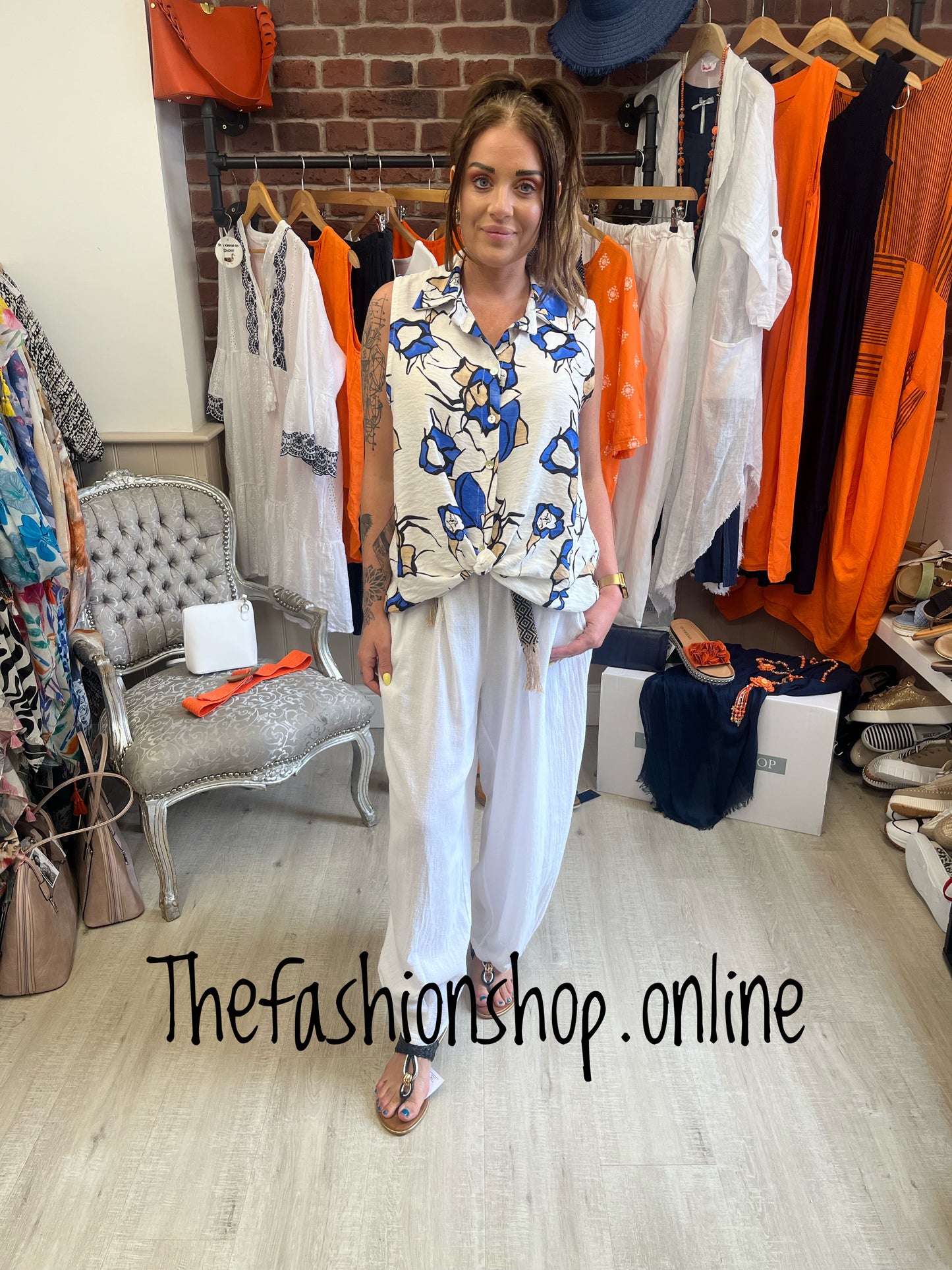 Royal blue roses linen mix sleeveless shirt 10-14