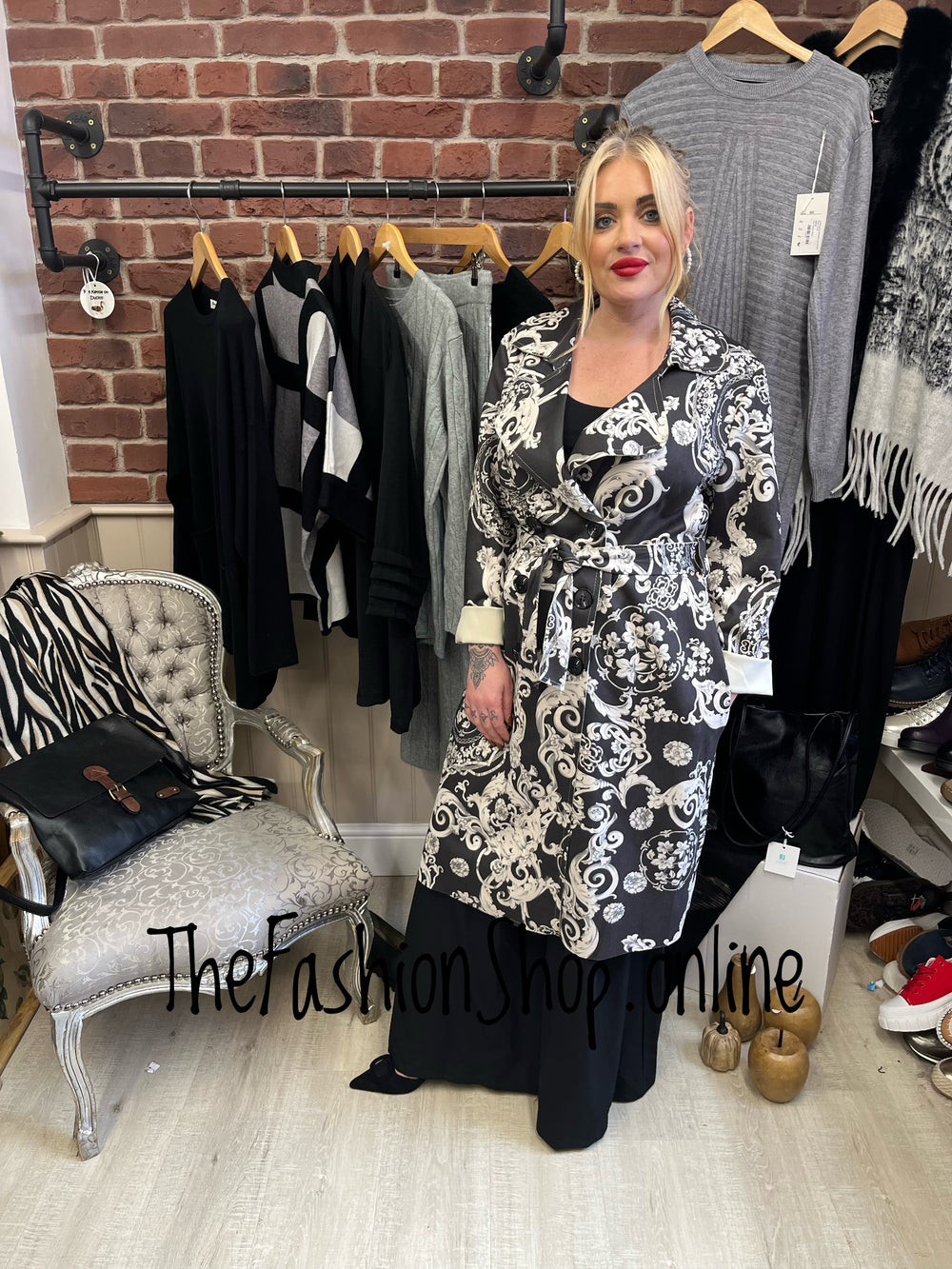 Angelo black and cream trench coat 8-12