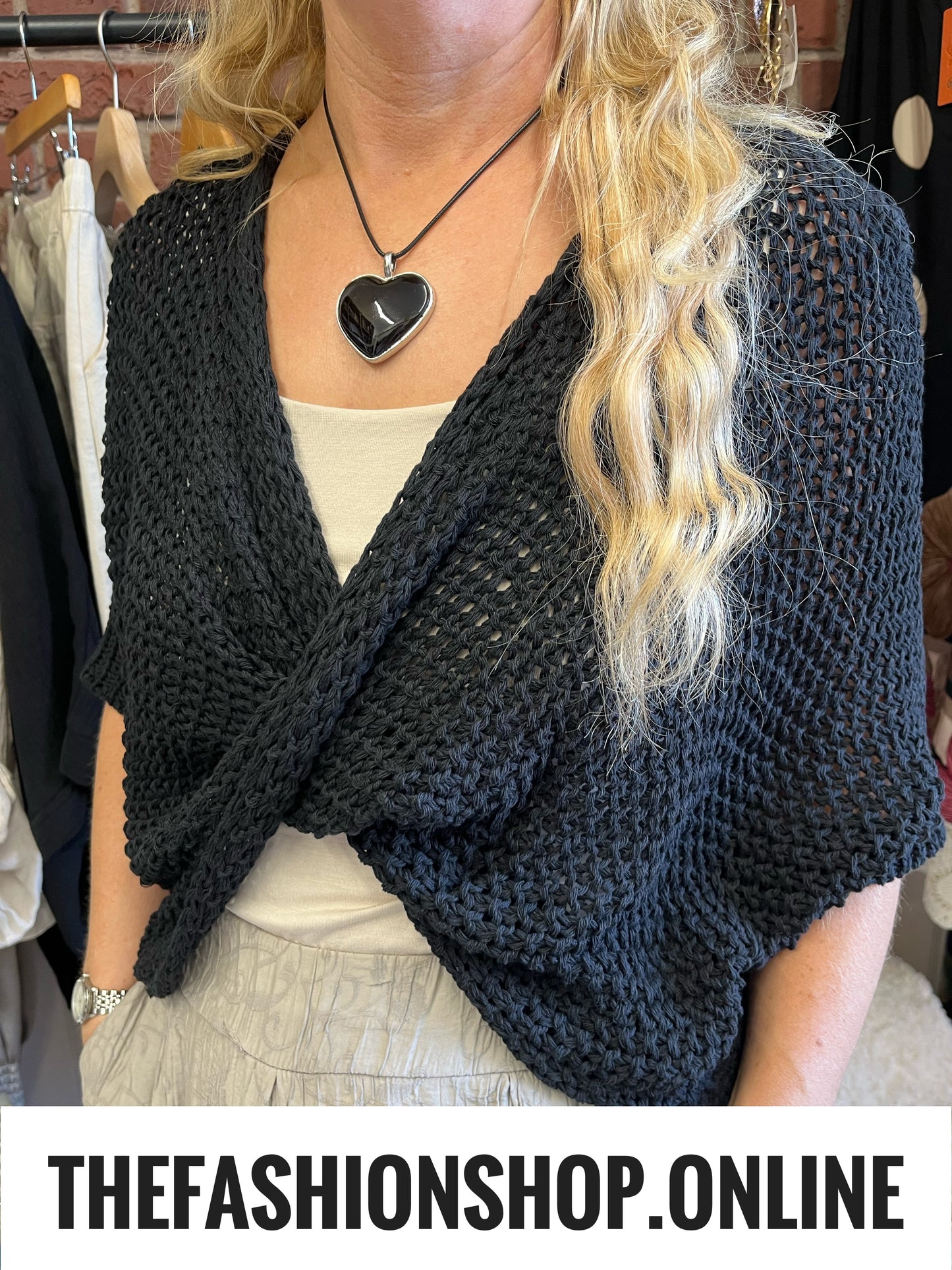 Leah black twist layering knit 10-16