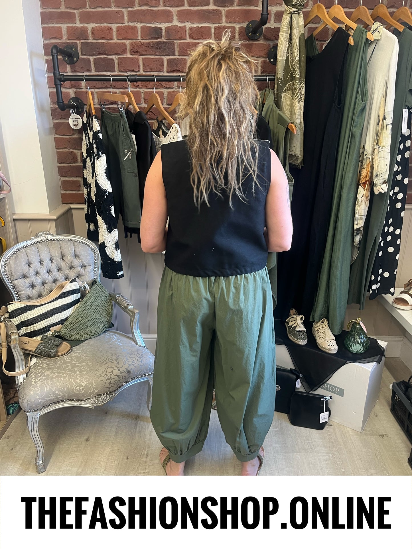 Gina khaki cropped button trousers 8-16
