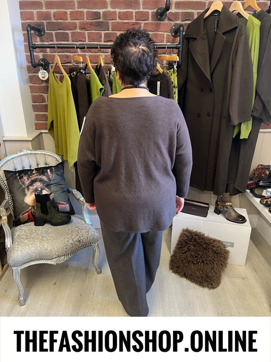 Esme brown soft jumper 16-22
