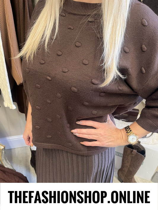 Madison brown short sleeve knit 8-16