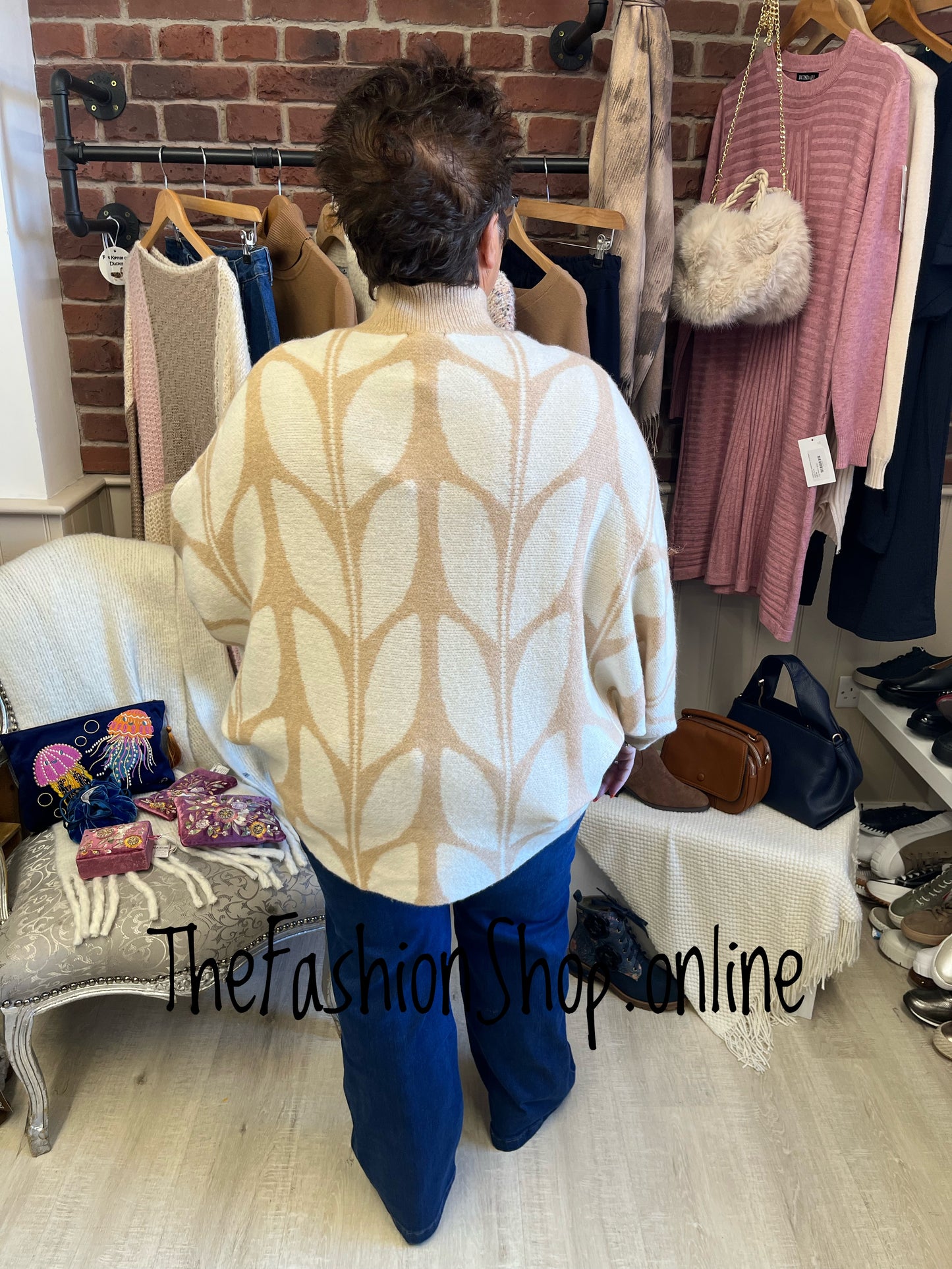 Danni beige and cream jumper - free size