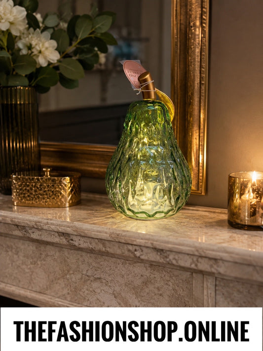Diamond cut LED large Pear in Green