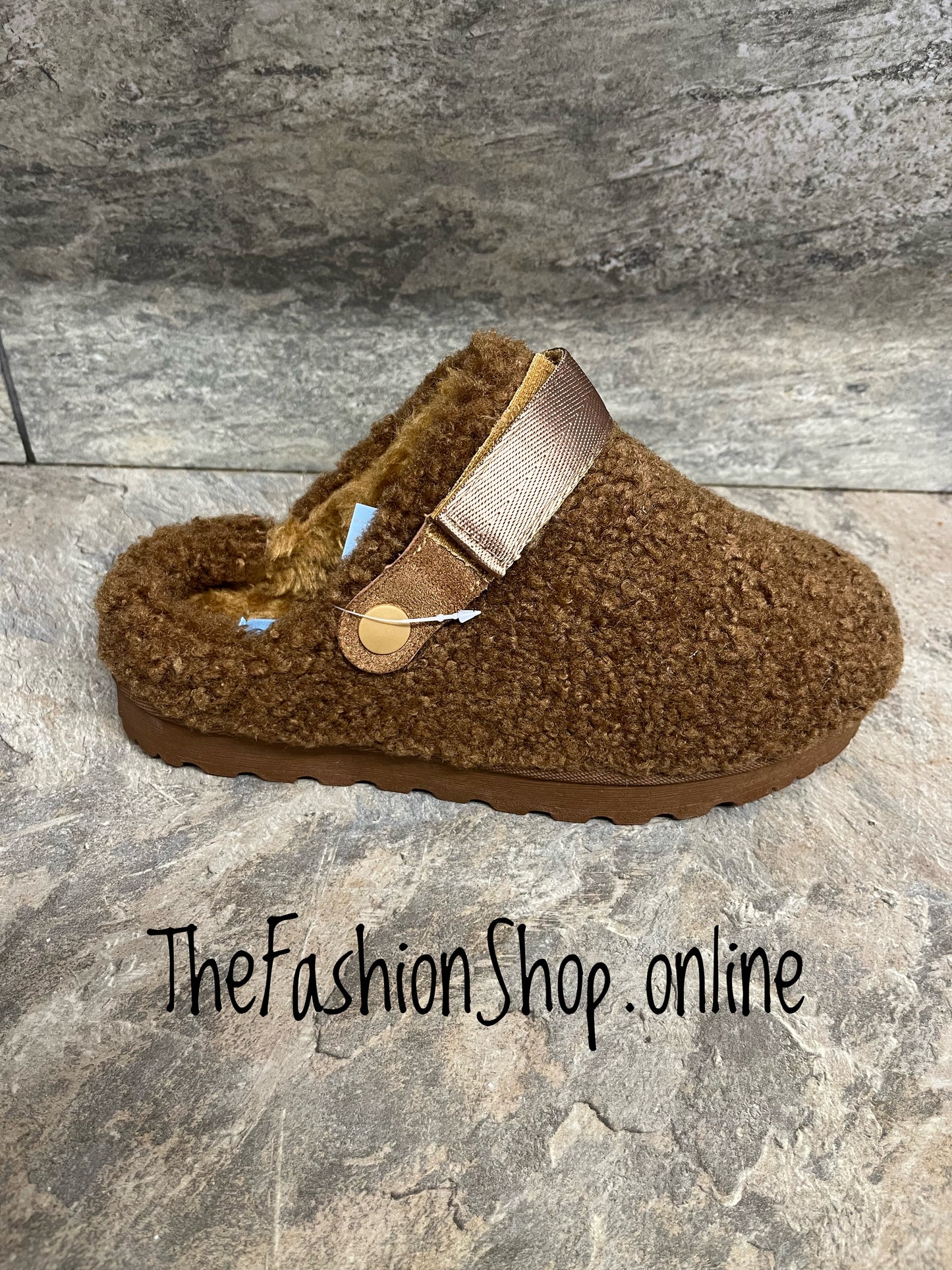 Lunar coffee Naples slippers sizes 4-8 (37-41)