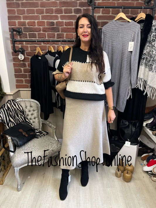 Lauren beige knitted skirt 8-16