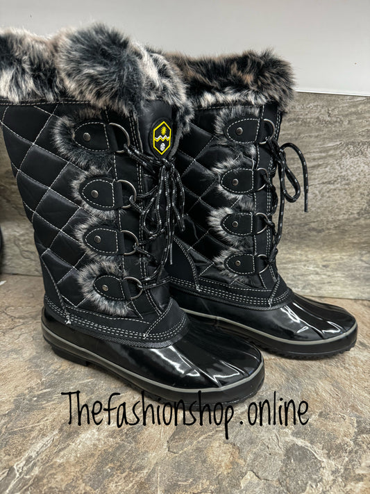 Black quilted faux fur rain boot sizes 4-8