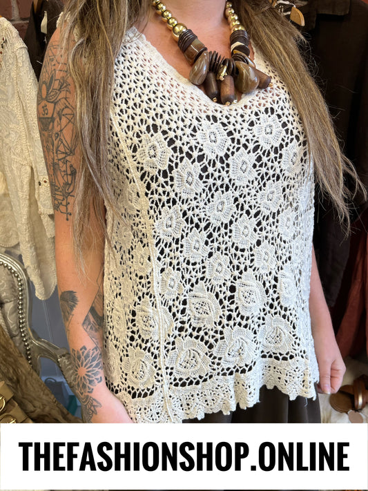 Isla cream crochet sleeveless top 10-18