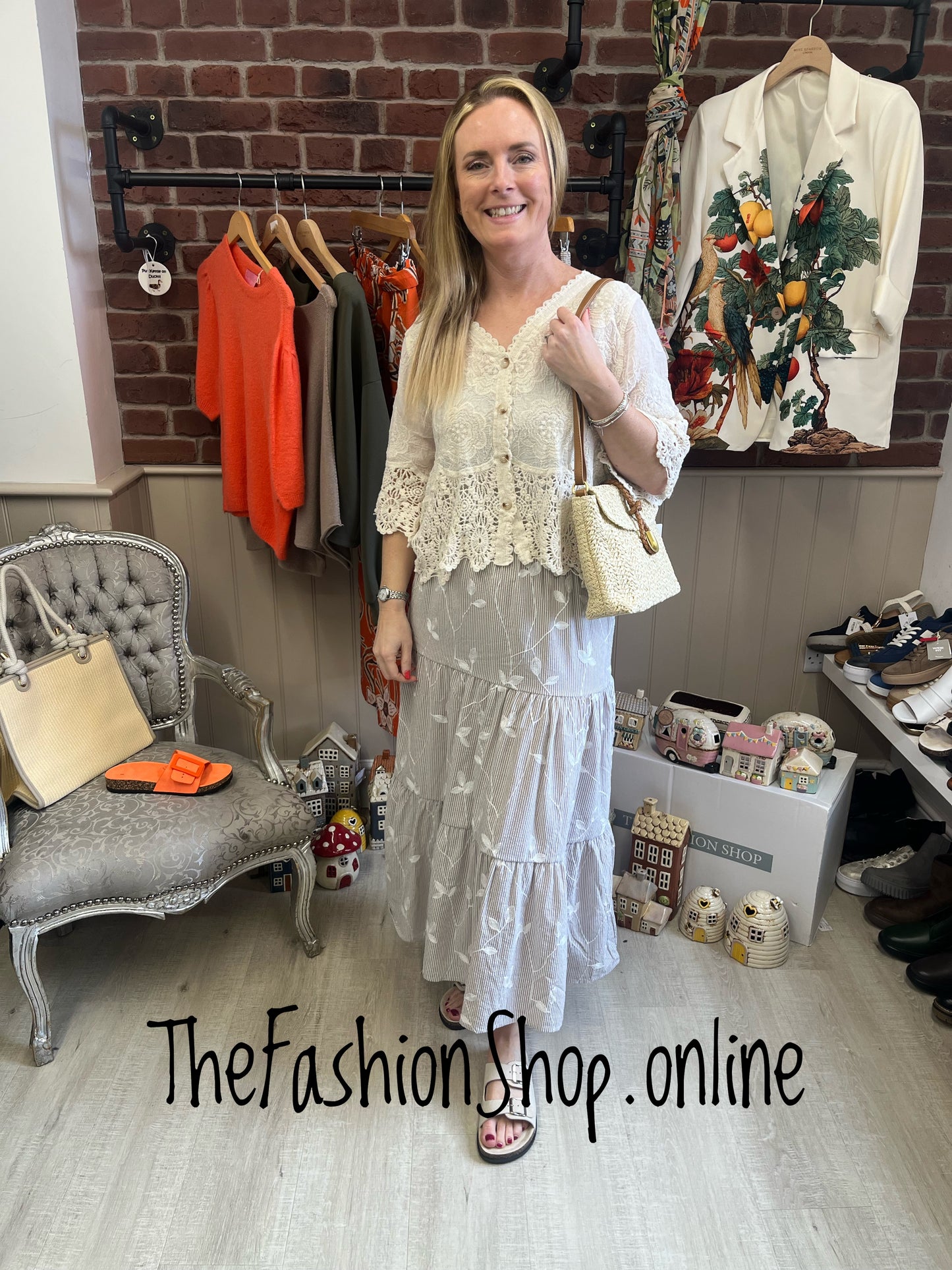 Carly mocha striped tiered maxi skirt 8-10, 12-14 and 16-18