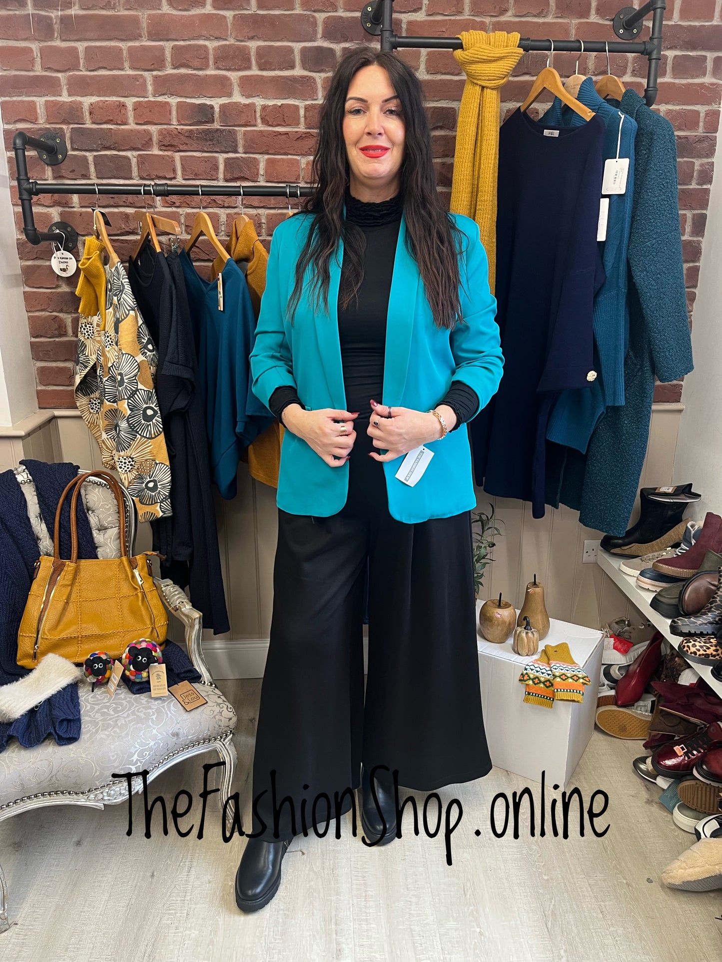 Imogen teal blazer with ruched sleeves 10-16