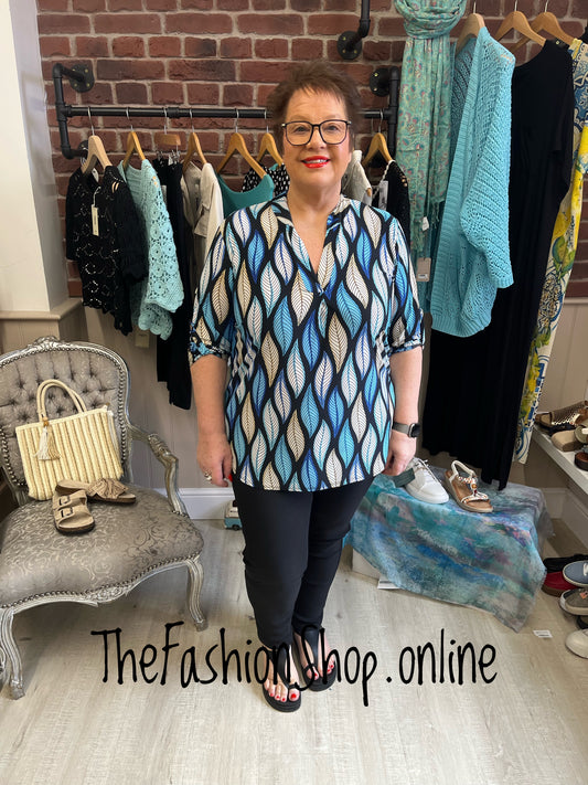 Jasmine blue leaf print blouse 14-22