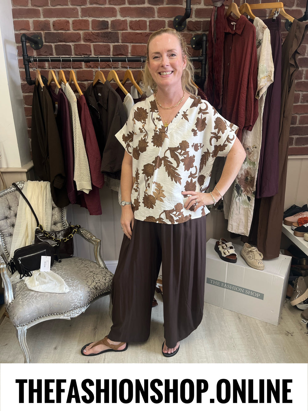 Yvette brown botanical print top 10-14