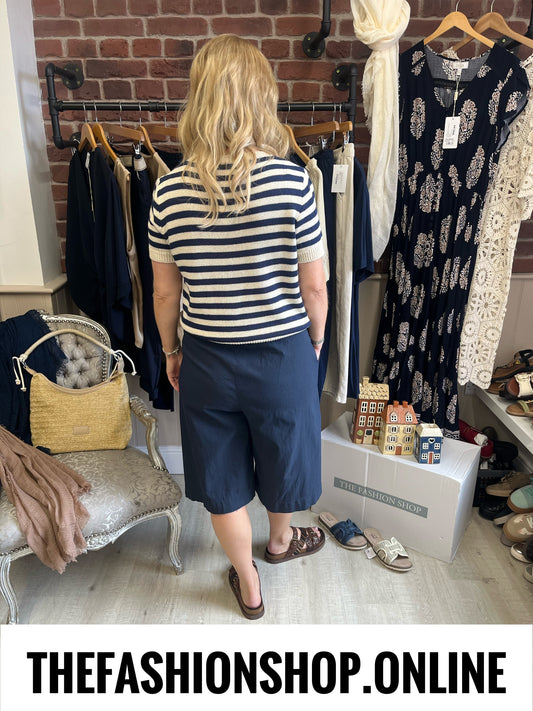 Finley navy Bermuda shorts with belt 10-16