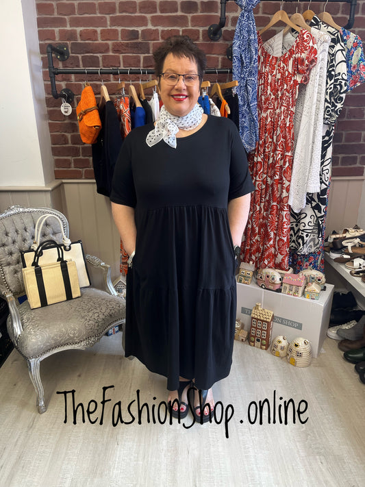 Hannah black tiered midi dress 12-20