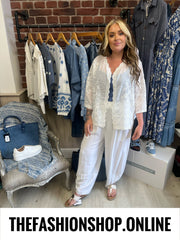 Alicia white lace blouse 12-18