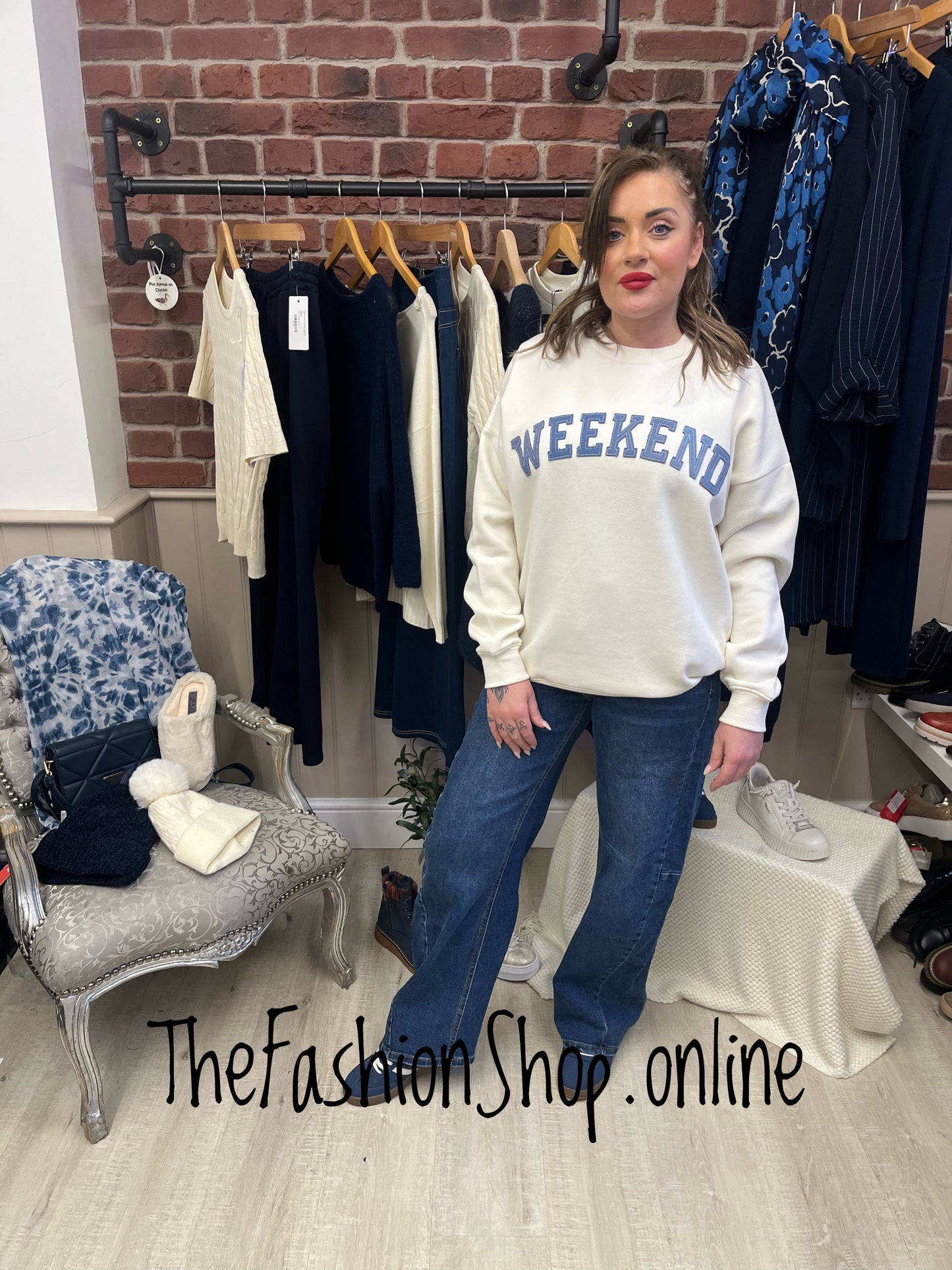 Jamie cream Weekend sweatshirt sizes 12-14 and 16-18