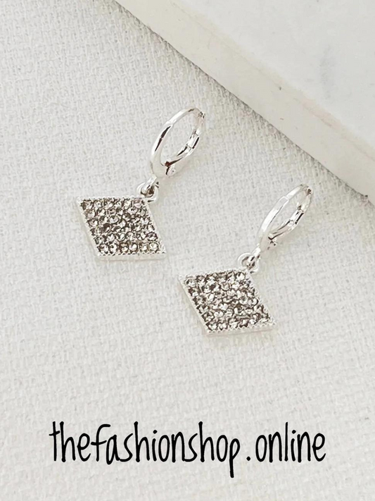 Envy diamond shaped silver earrings