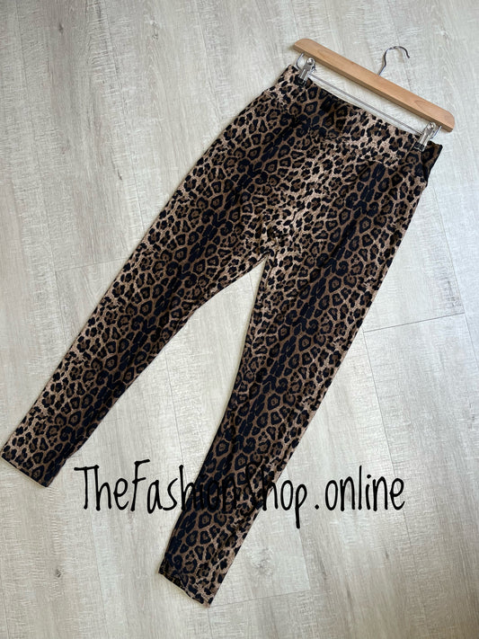 Natalie leopard print leggings sizes 12-14, 16-18 and 20-22
