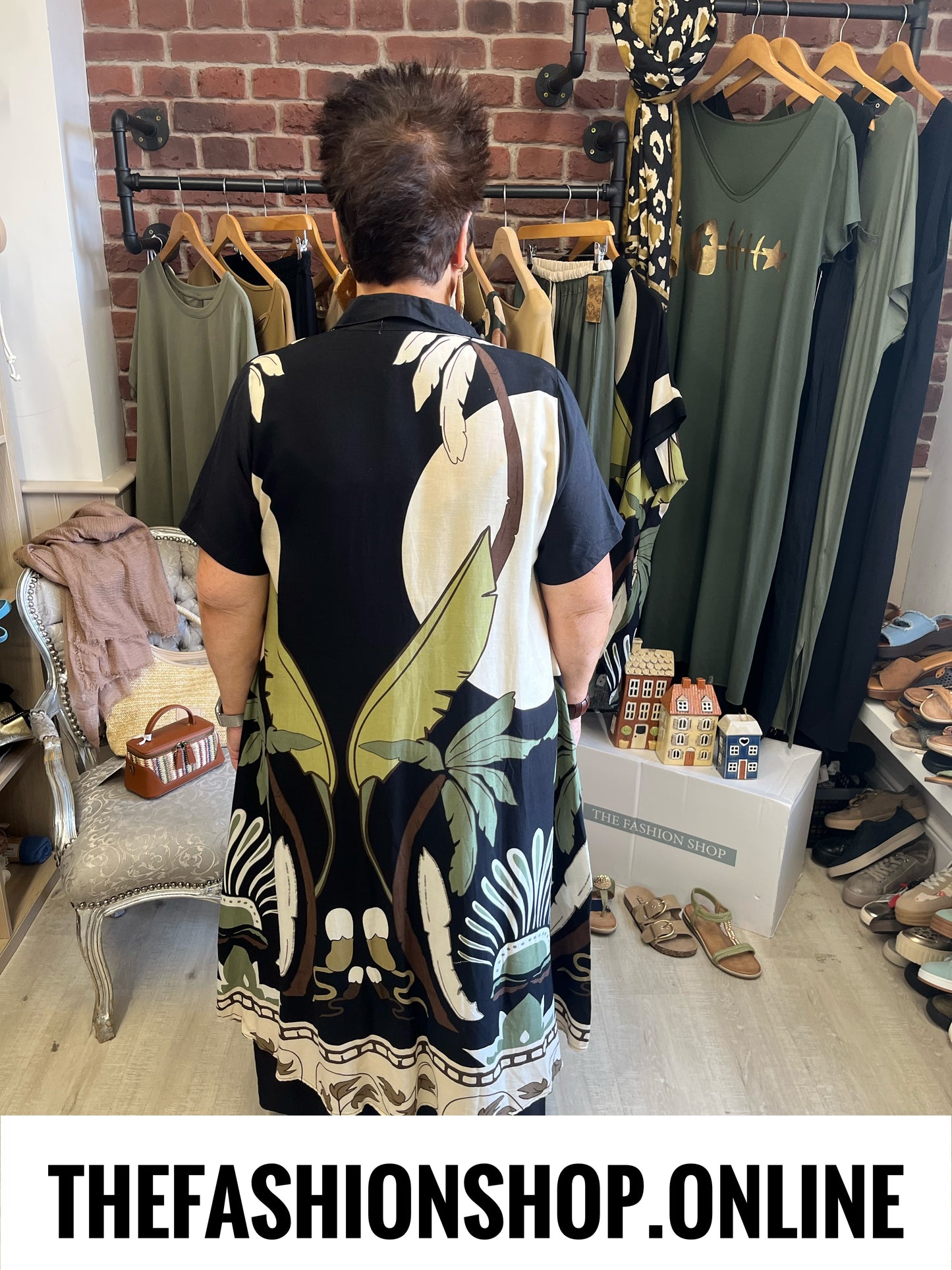 Fly Out Scenic Palm Tree Linen Mix Dress / Jacket in Black 12-18