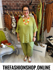 Nancy olive button top 14-20