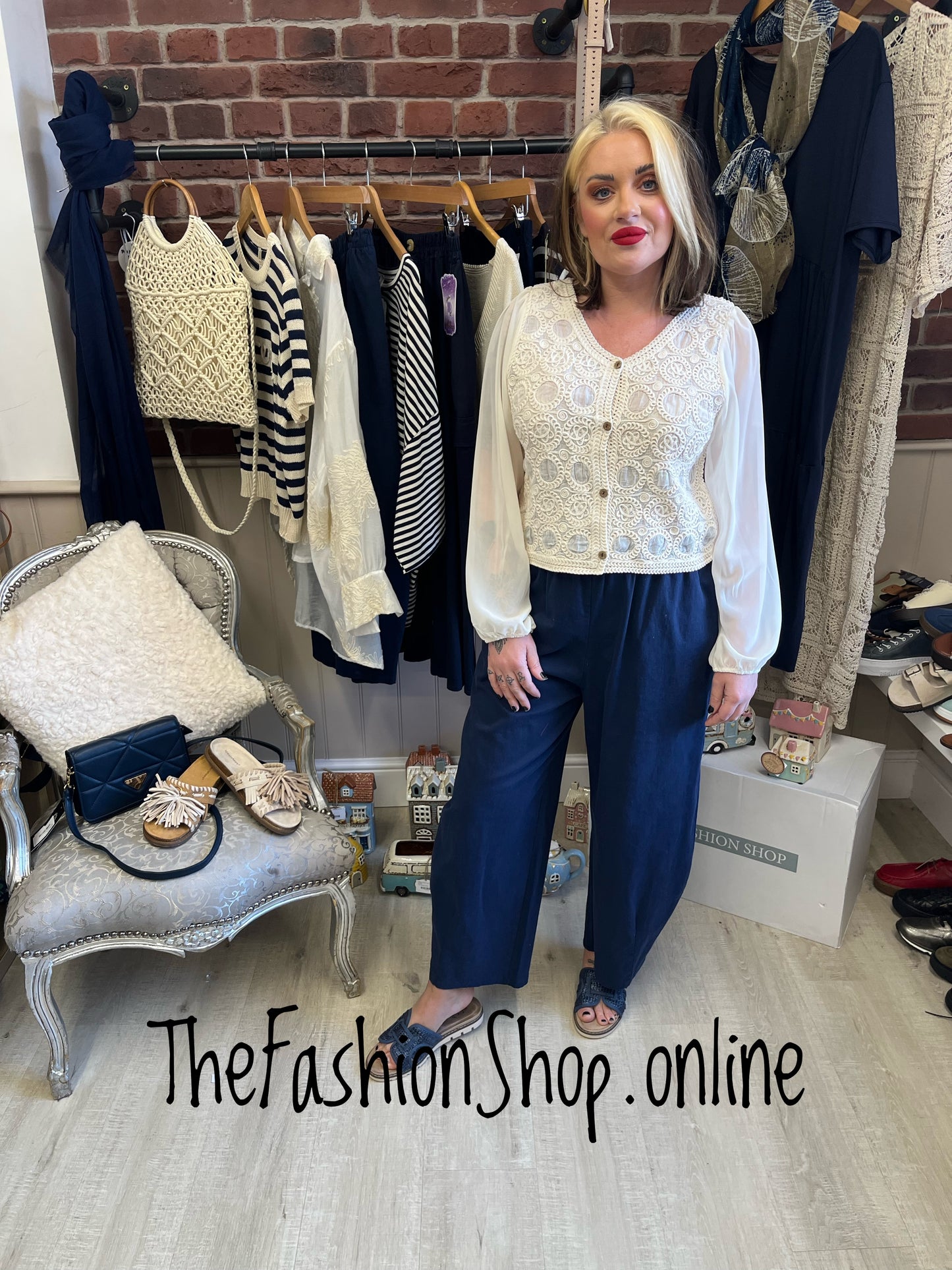 Phoebe sheer sleeve crochet top 8-12