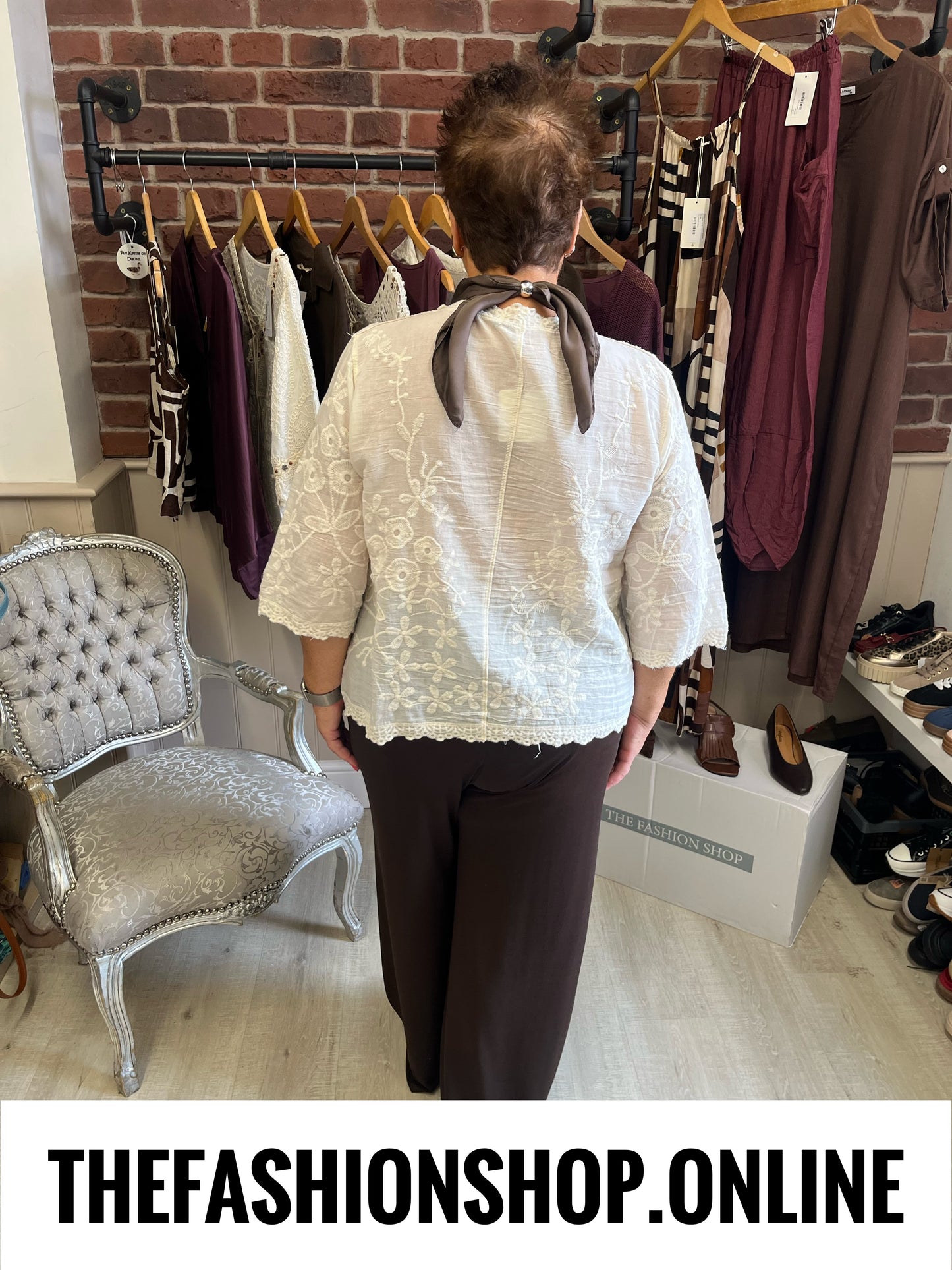 Alicia cream lace blouse 12-18
