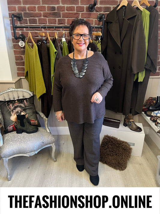 Esme brown soft jumper 16-22