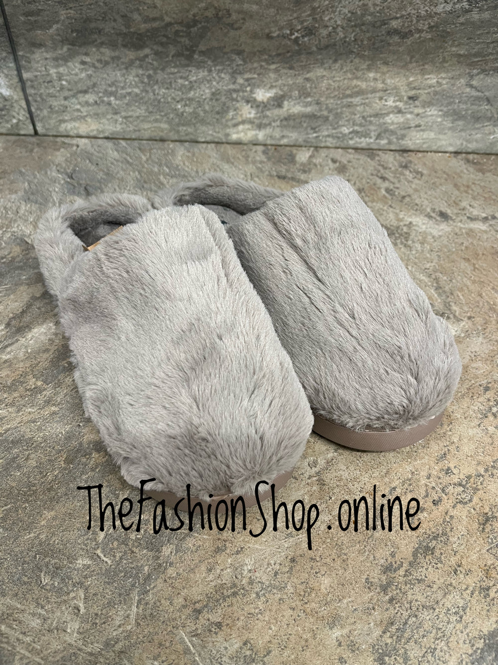 Jo & Joe Candice mink slippers sizes 3-8